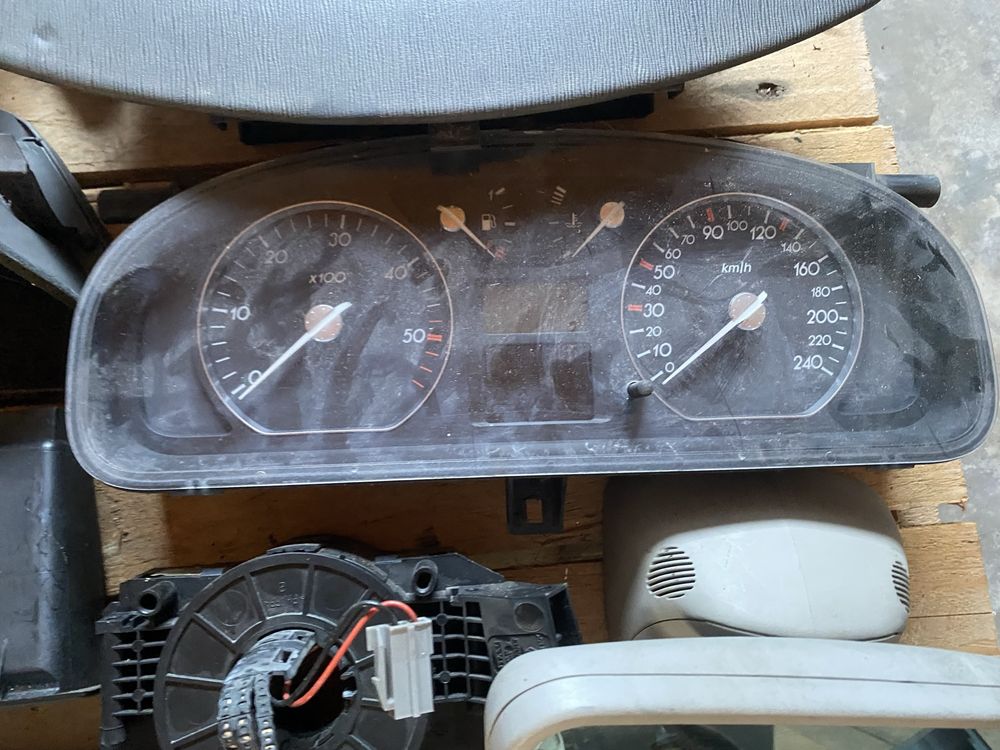 Peças Renault Laguna MK2 quadrante, display, sofagem etc…|USADO
