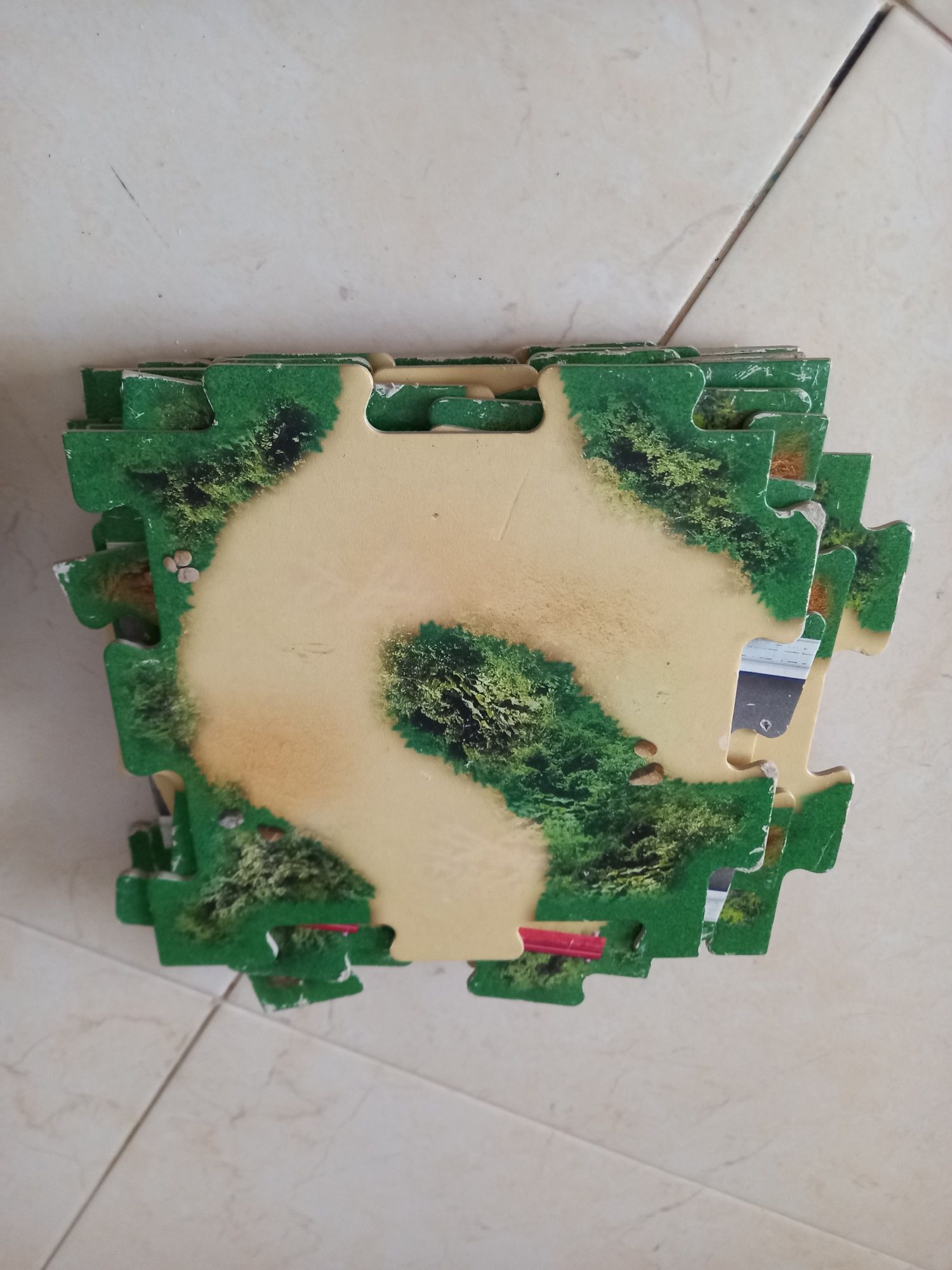 Puzzle 3D-tapete e casas campo