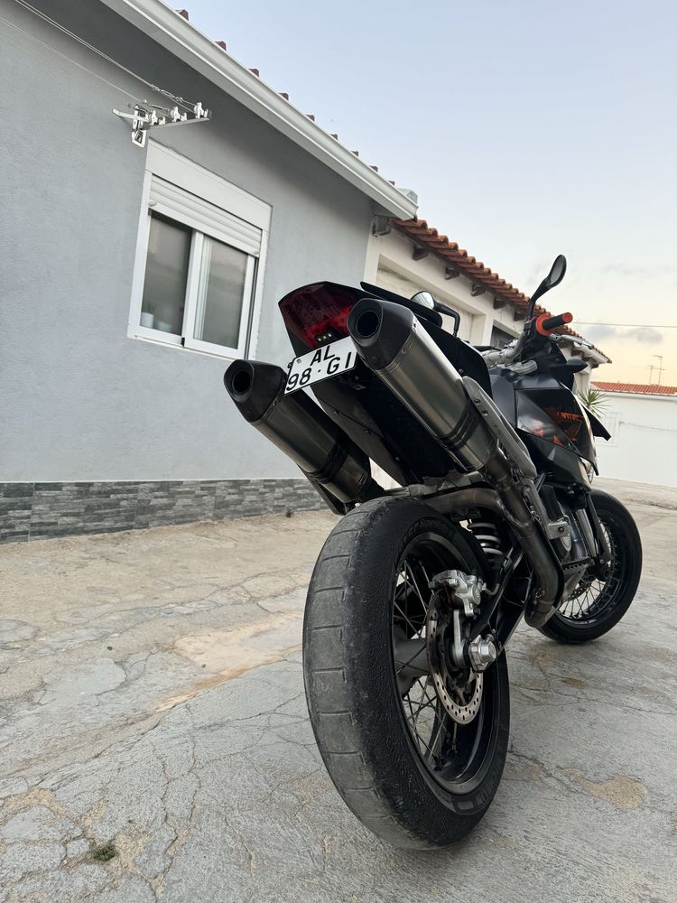 KTM 690 SM PRESTIGE