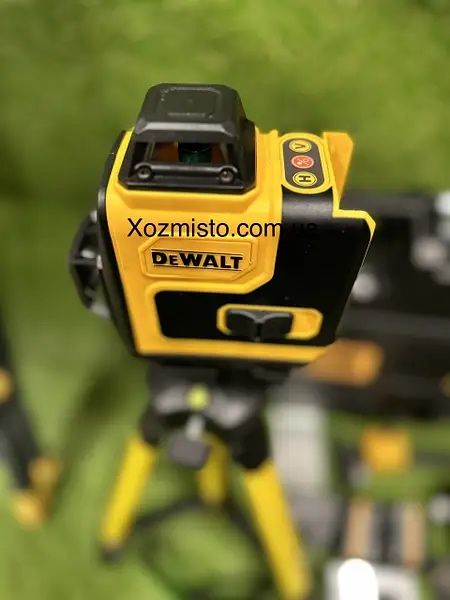 Акумуляторний лазерний нівелір DeWalt DCLE34031N 4D-16 променевий