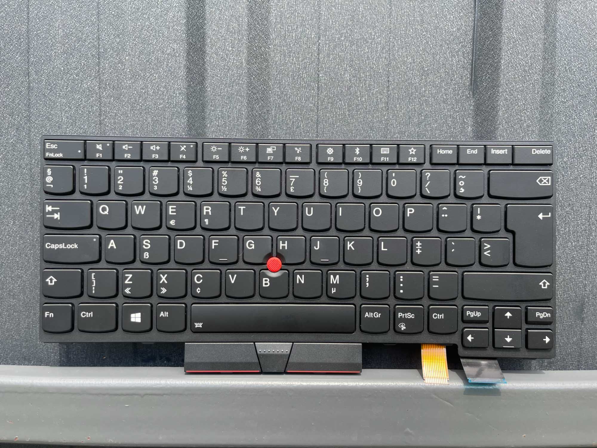 Оригінальна клавіатура ThinkPad T470/T13 NL - BL – QWERTY!