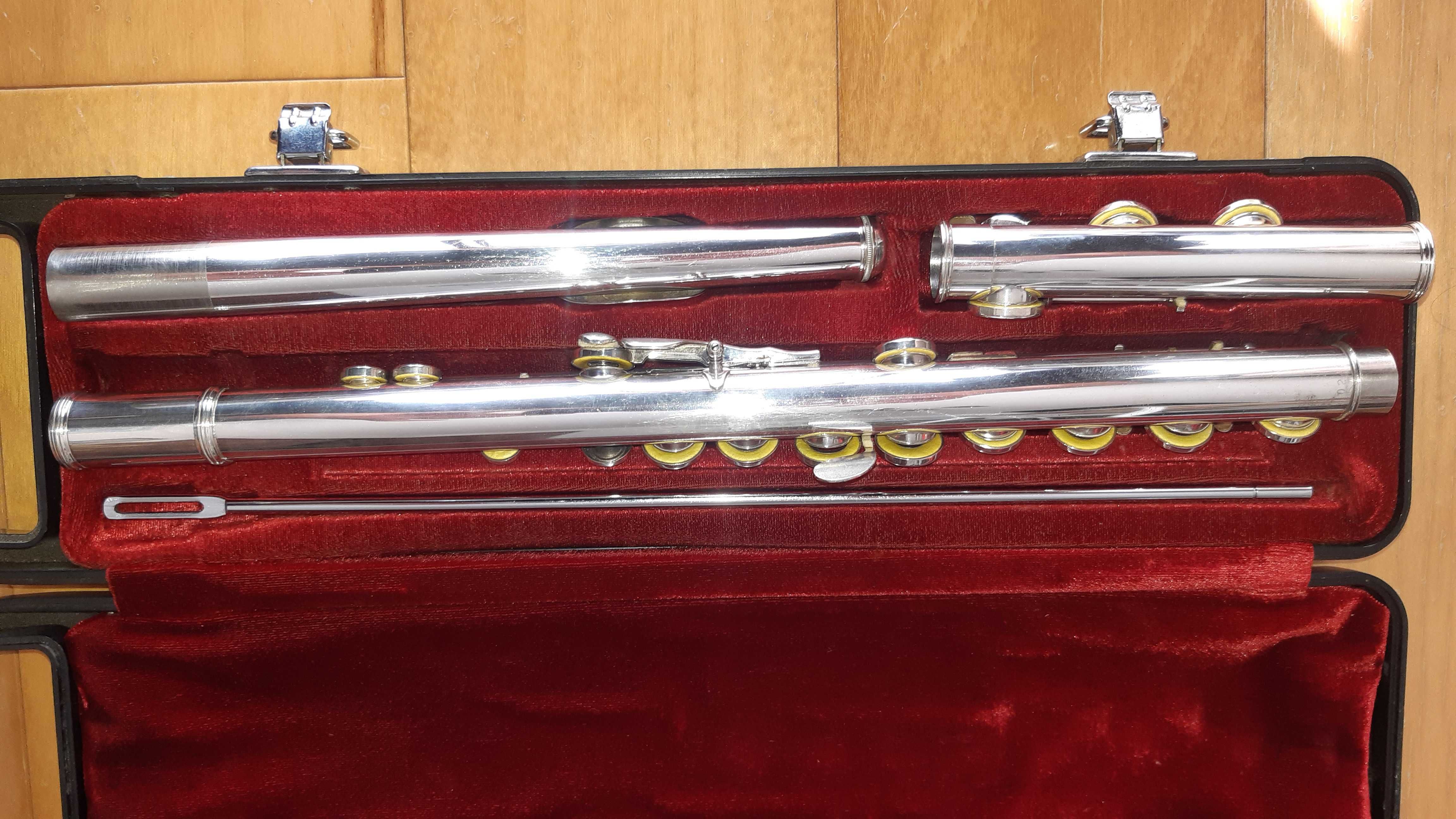 Flauta Transversal :  Yamaha YFL-261 S  Japan