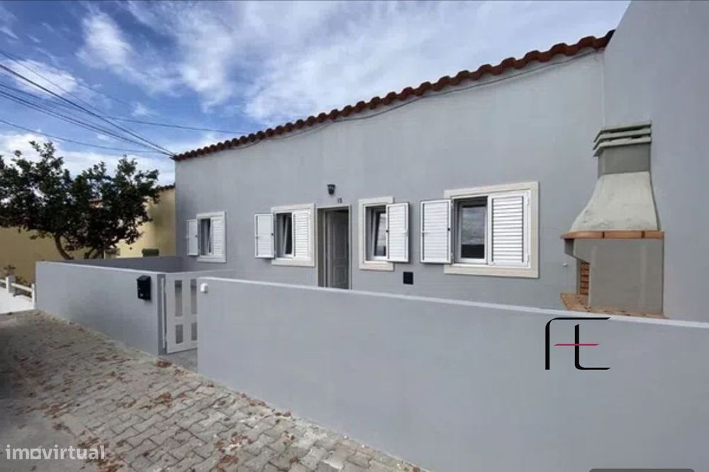 Moradia T2 Venda em Setúbal (São Sebastião),Setúbal