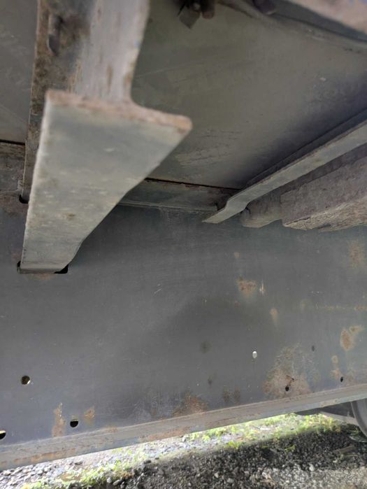 Напівричіп Schmitz SPR 24 2001 рік обслужений