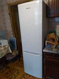Продам не дорого свой 2х кам. холодильник Веко(180см) в хор .сост.