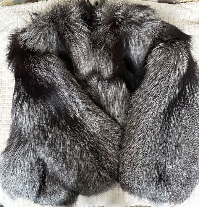 Нова. Шуба з чорнобурки