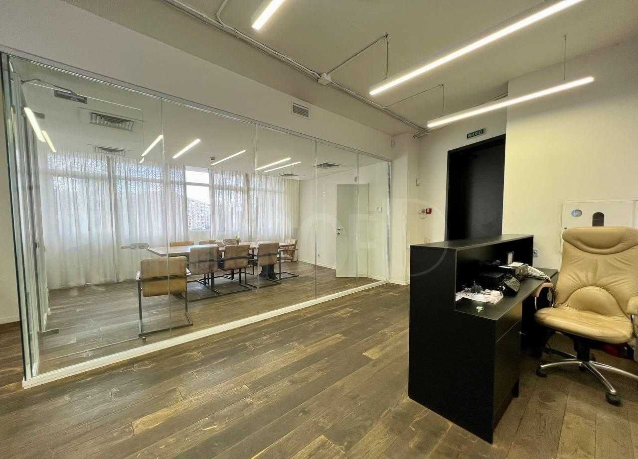 БЦ класса В+ метро Печерская (220м2)