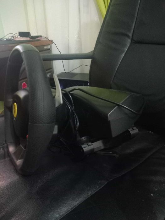 volante trustmaster T80