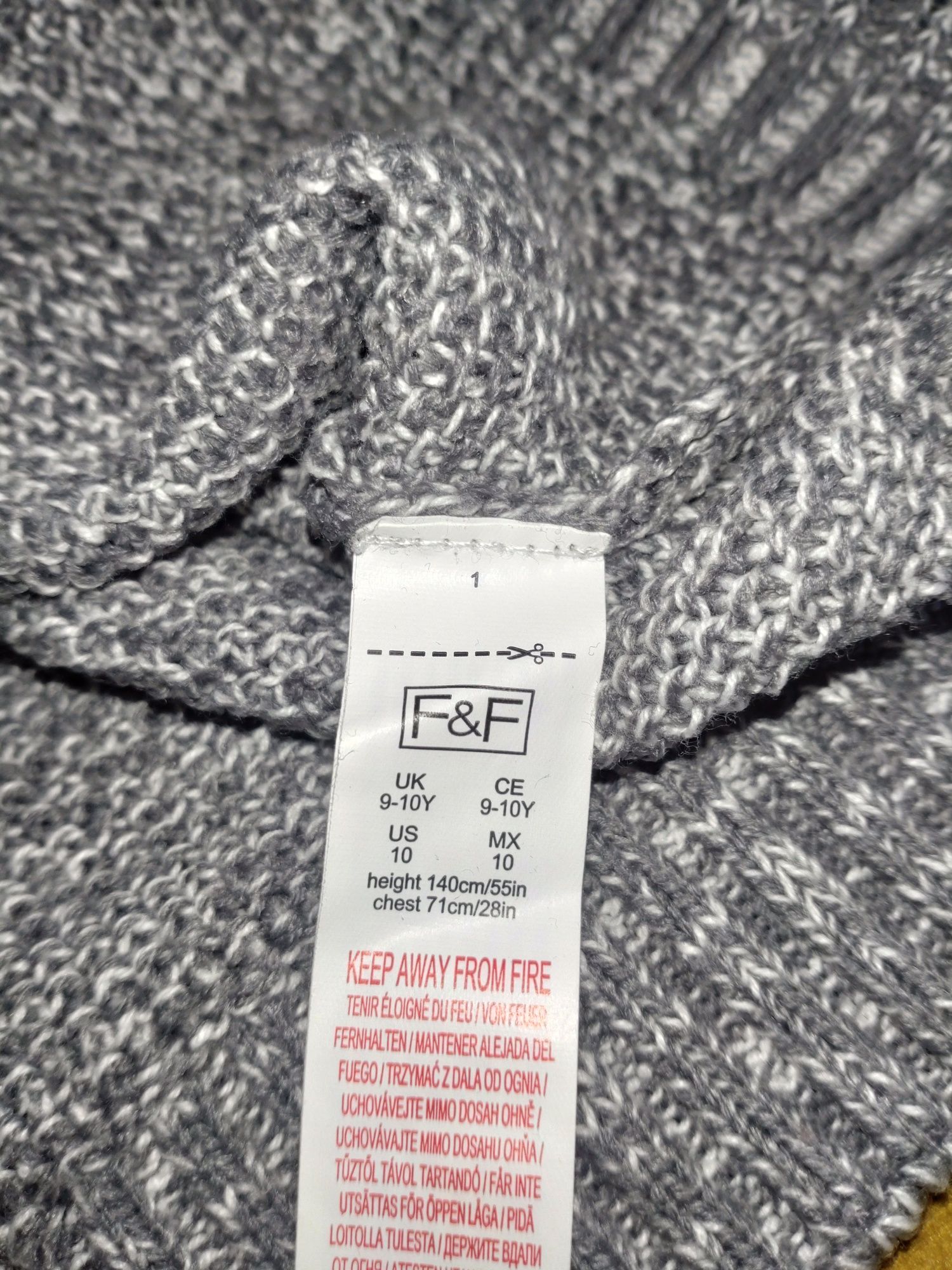 Sweter chłopięcy szary, 140 cm, F&F