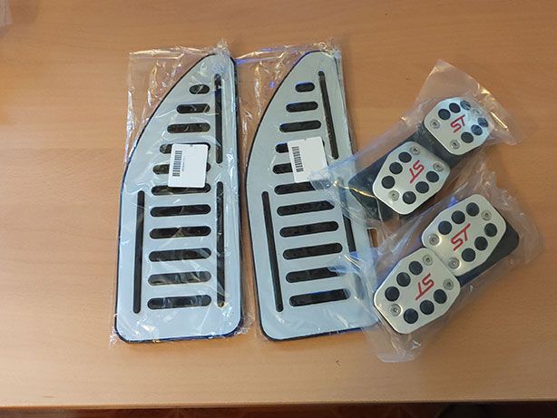 Capas Pedais + Apoio Ford Focus 2/3/4, Kuga, Escape (NOVO)