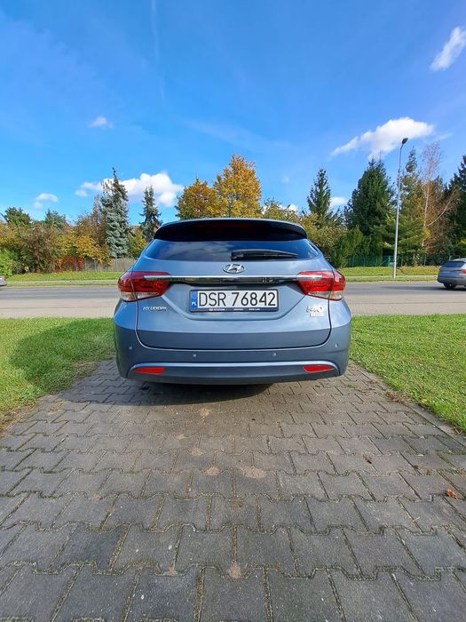 Hyundai i40 1,7CRDI Premium NISKI PRZEBIEG!!!