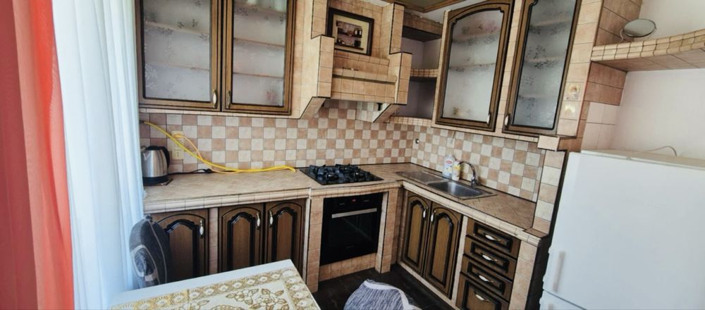Оренда 2ох кім з євроремонтом в районі ринку