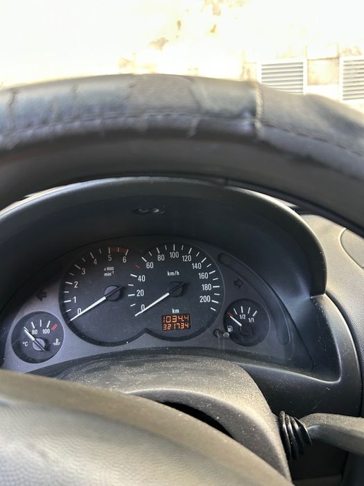 Opel Corsa, 2001