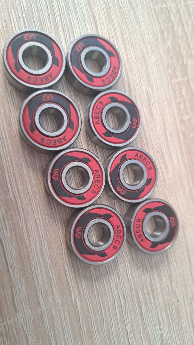Łożyska WICKED ABEC 9 Freespin 608 (8szt.)
