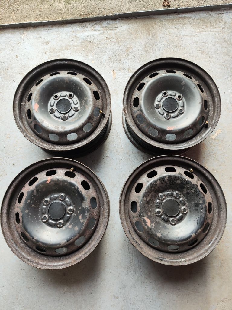 Ford 5x108 felgi stalowe z orginalnymi kołpakami 15"