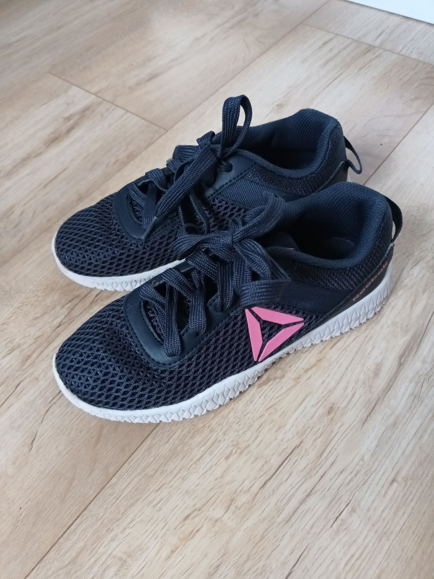 Reebok buty młodzieżowe rozmiar 32