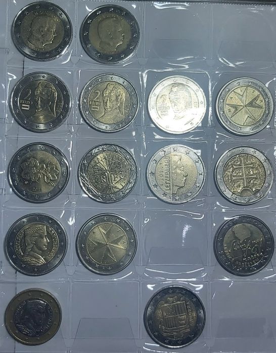 Vendo moedas comemorativas de 2 euros algumas (UNC)