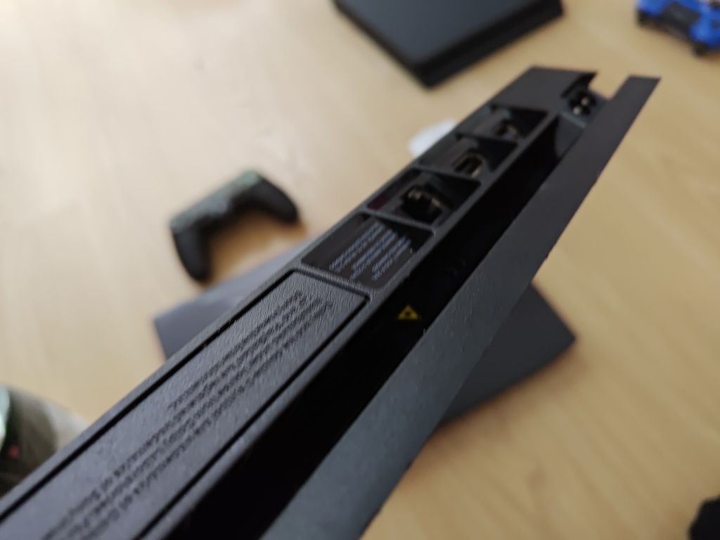 Konsola Sony PlayStation 4 ps4 Slim super stan pad okablowanie