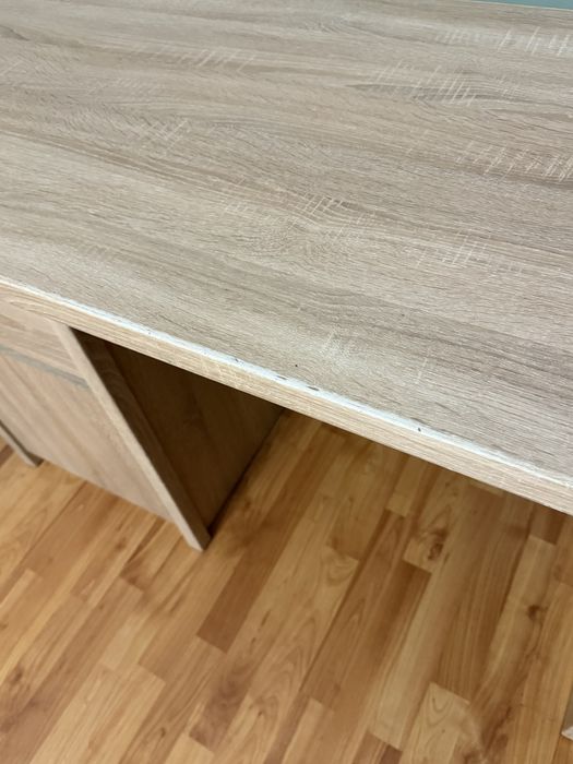 Biurko 120x60x75 cm – nowoczesne, funkcjonalne, w dobrym stanie