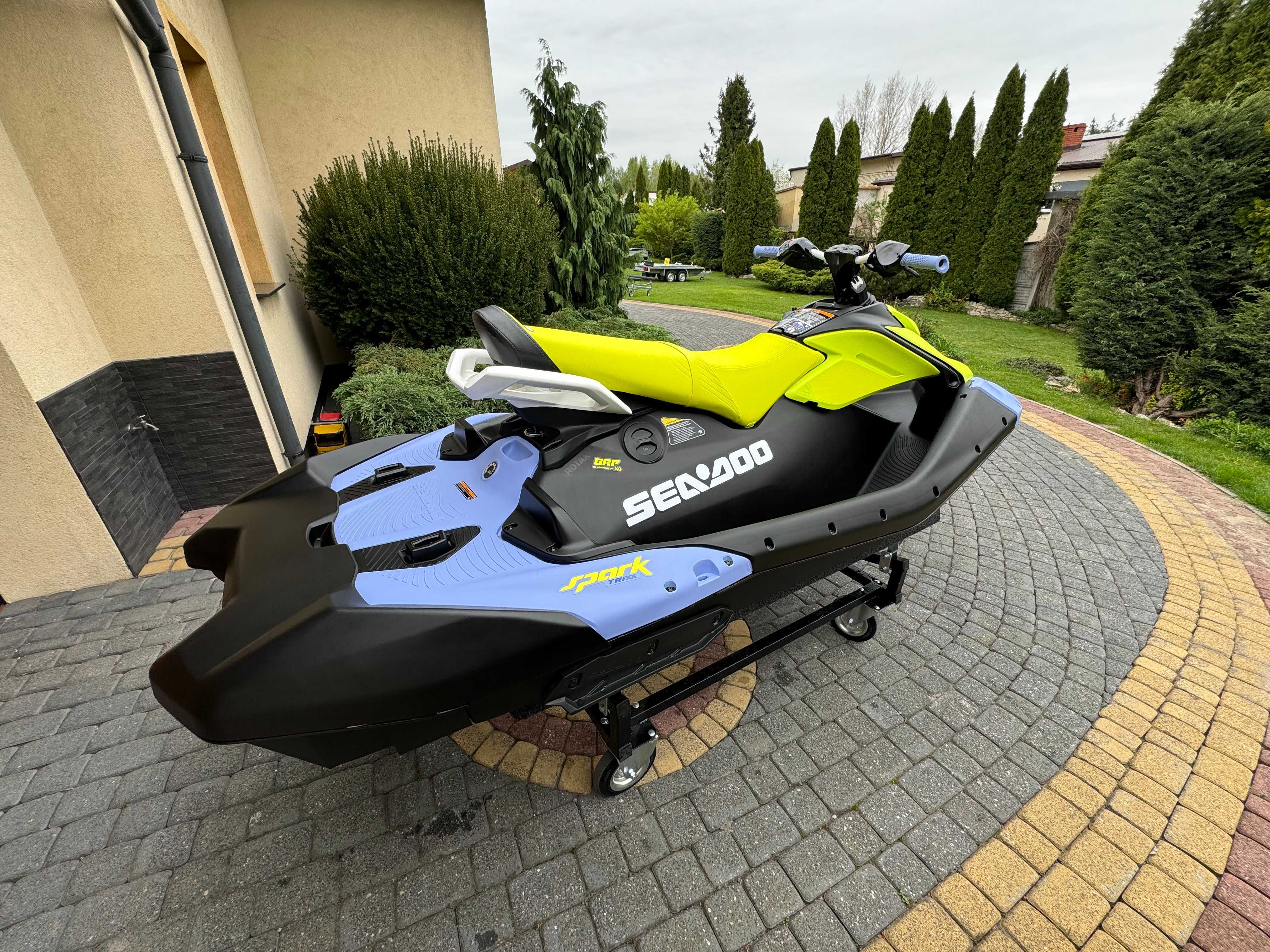 Skuter wodny Sea-doo Spark trixx 3up model 2024