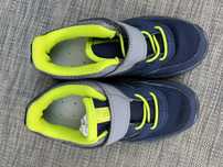 Tenis  novos tamanho 28