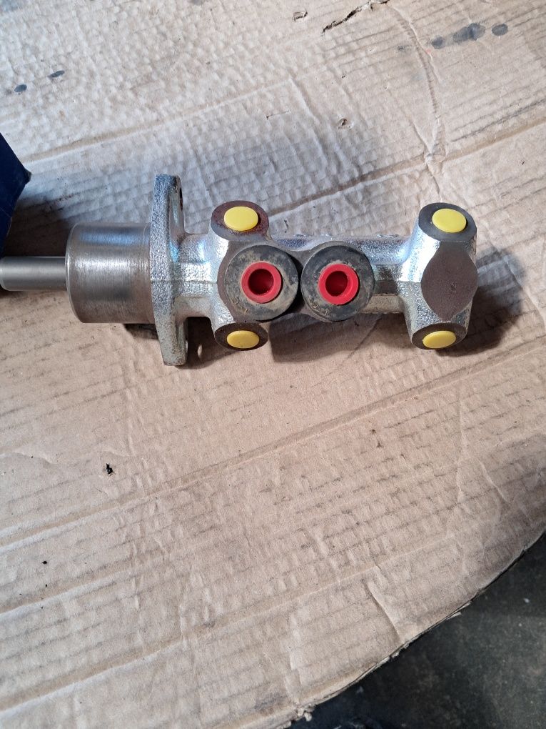 Bomba travoes fiat