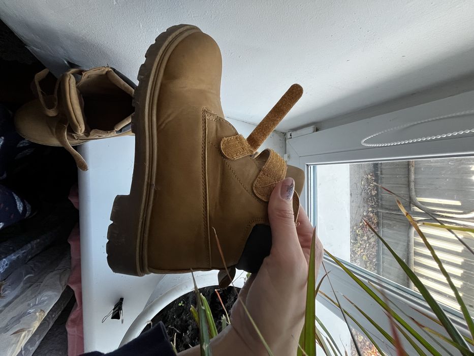 Дитячі ботинки осінь - весна