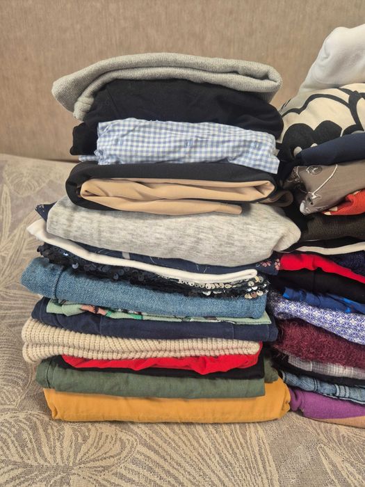 Пакет одягу для дівчини, розмір s або 14-17 років! (33 речі).