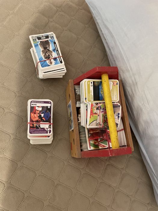 Cromos/Cartas de diferentes coleções