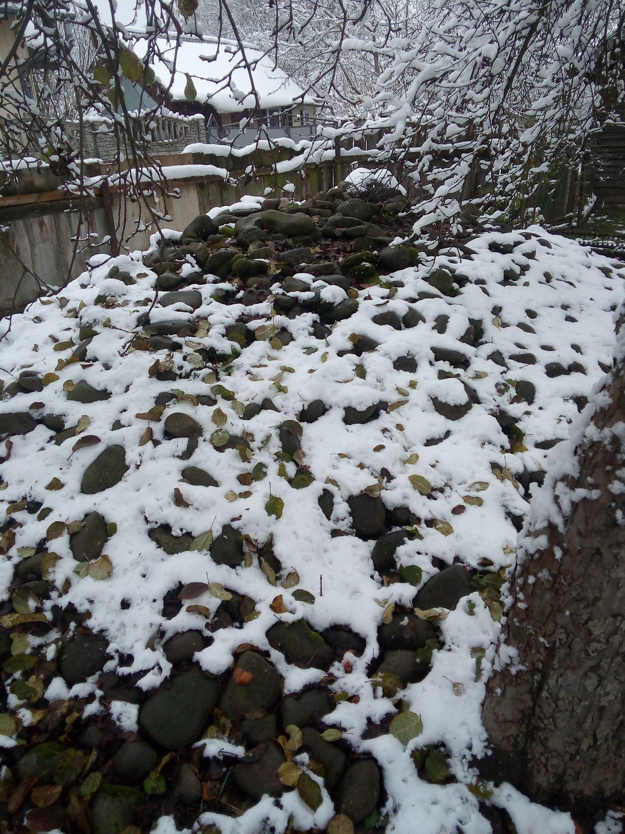 Камінь річковий, січкарня.