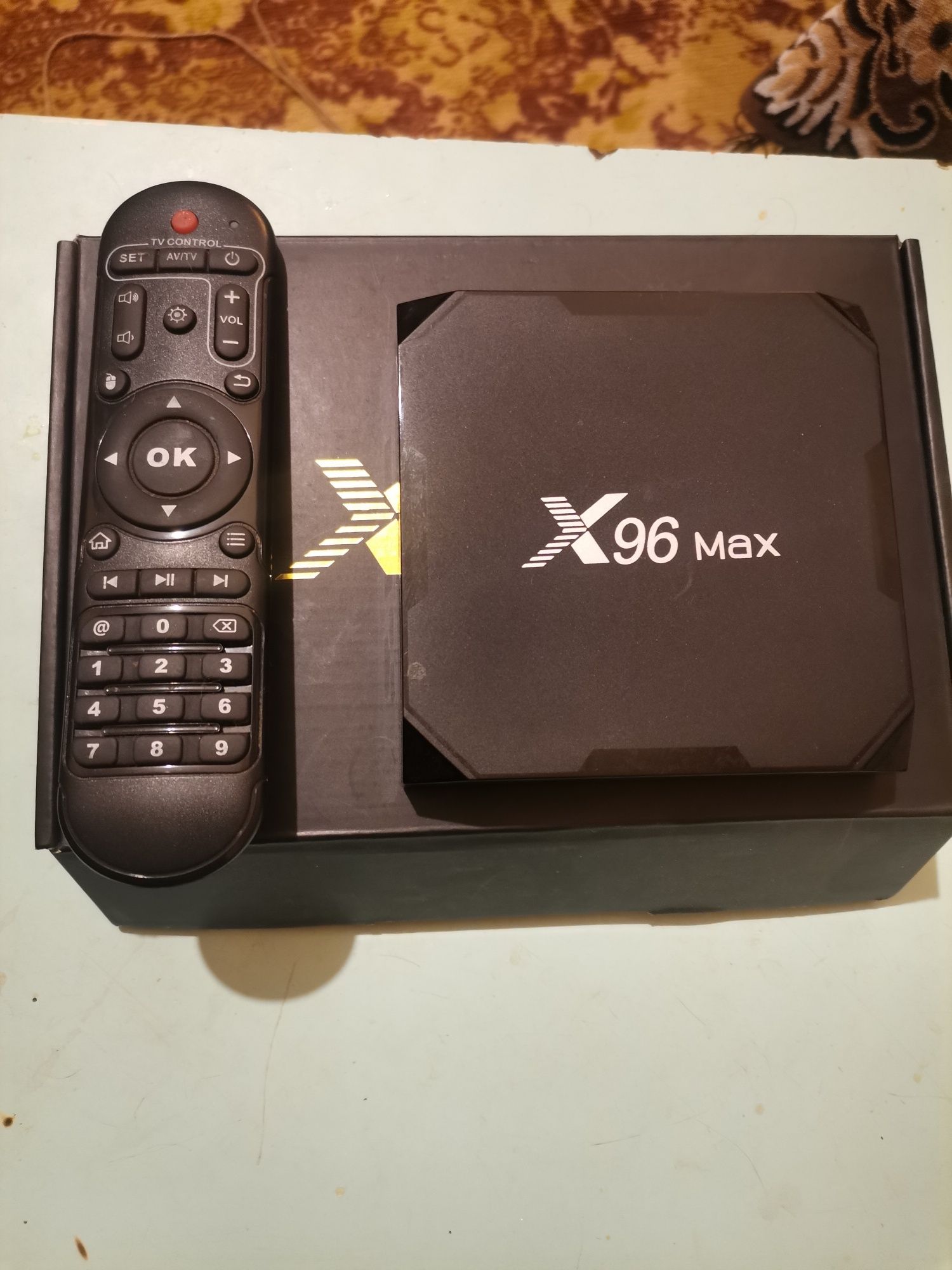 Продам смарт приставку X96 MAX 2/16 прошитая Android