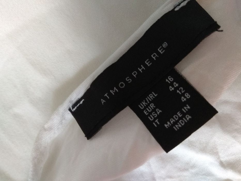 Bluzka damska zwiewna na lato dla puszystej biała Atmosphere L 44 46