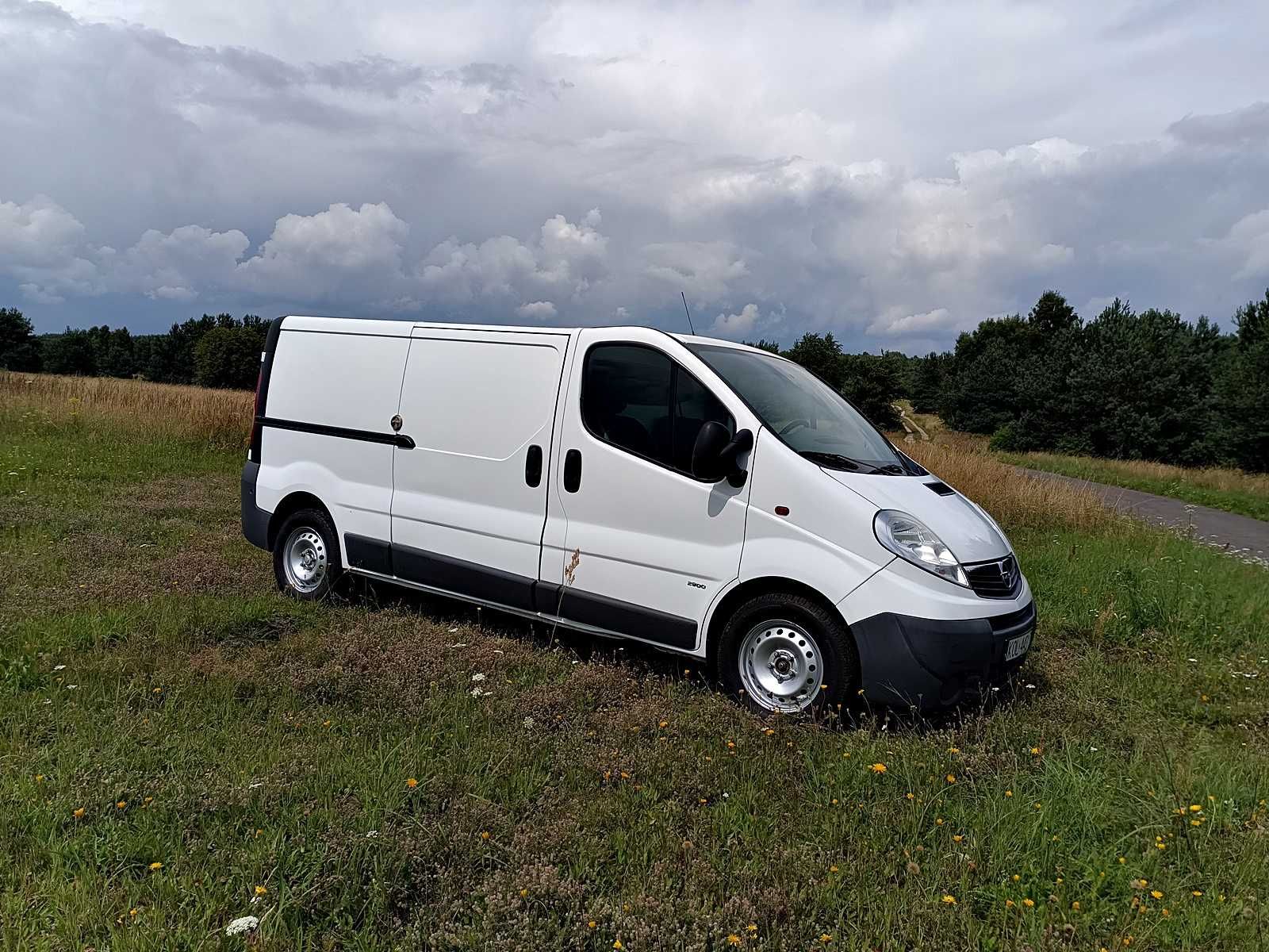 Opel Vivaro, Trafic 2.0CDTI 115KM L2H1 Long 2014r Klima Elektryka Hak