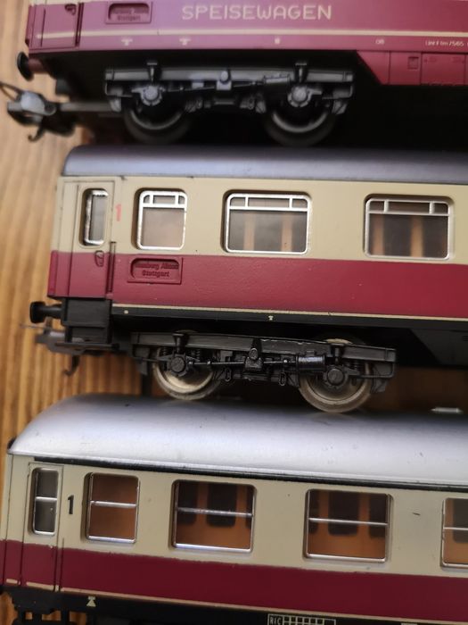 9 carruagens da marca Lima dos CF Alemães