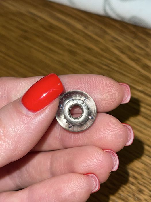 Продам нову намистину пандора