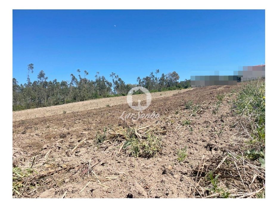 Terreno para moradia com 451m2 em Góios, Barcelos