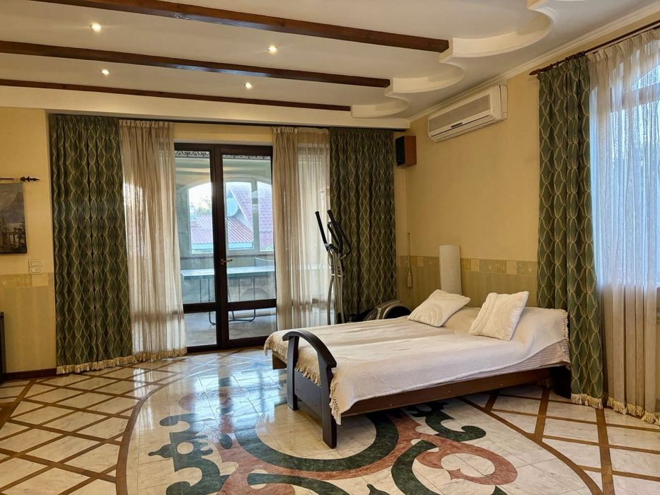 Шикарный двухэтажный дом на 7 станции Большого Фонтана