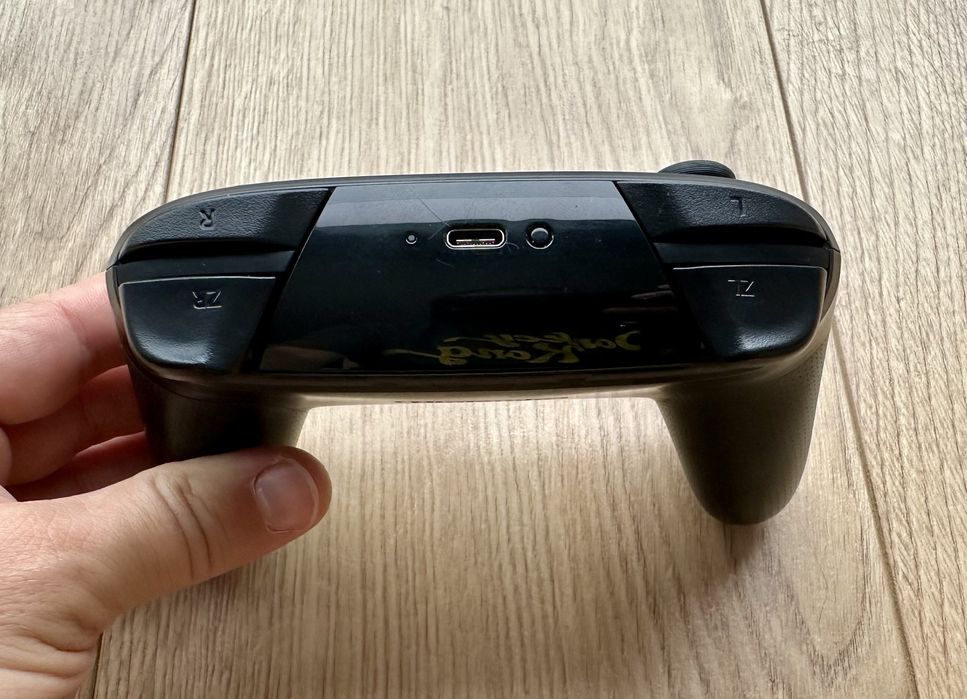 Comando Pro Nintendo Switch (Peças)