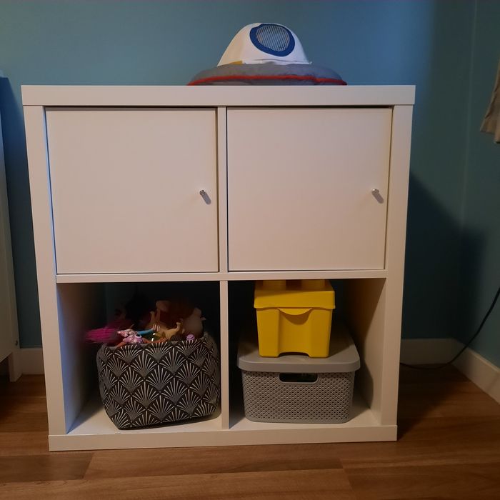 Mała szafka Ikea Kallax