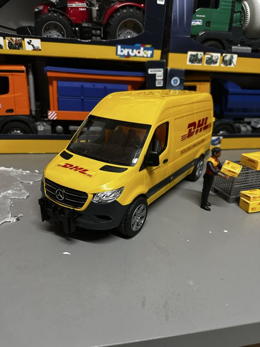 Bruder - Mercedes Sprinter DHL
