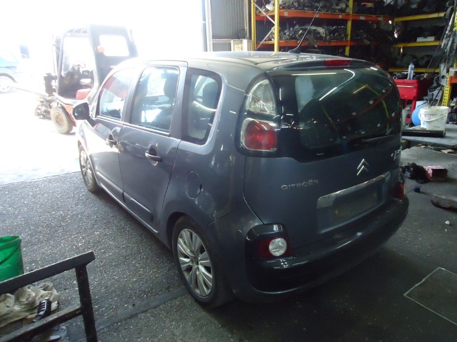 Citroen C3 Picasso 1.6 hdi 90cv (DV6DTED (9HP) de 2011 só ás peças