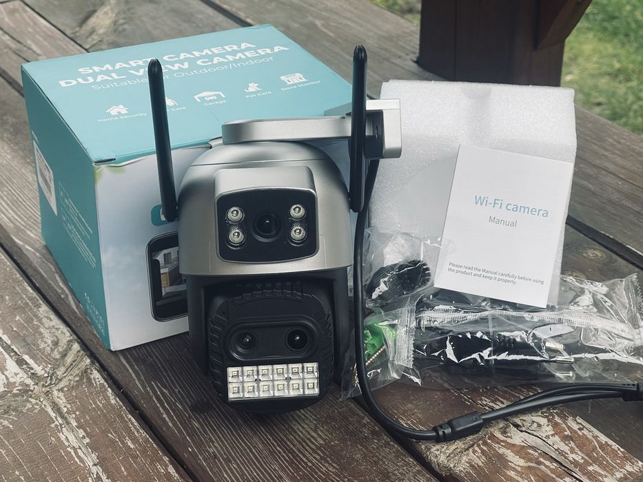 WIFI камера з двома об'єктивами  15MP zoom 5x з датчиком руху