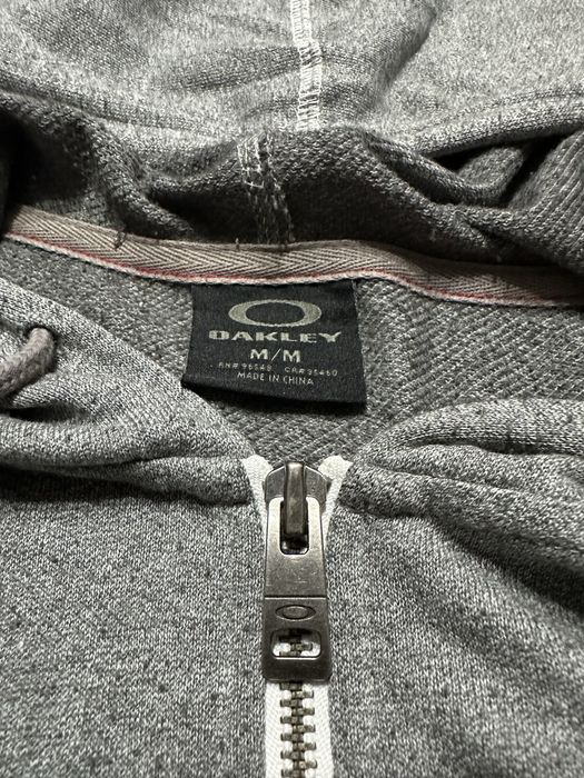 Чоловіча зіпка Oakley