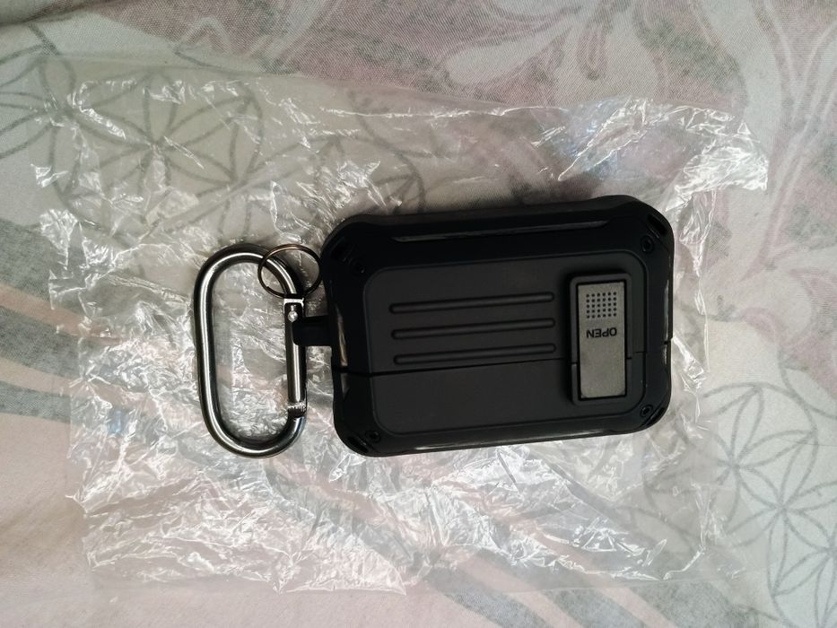 Бронюванний чохол для навушників