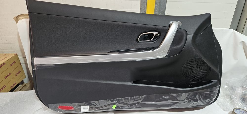 Tapicerka boczek lewy przód 3D kia ceed 2 II gt nowa oryginał 12-
