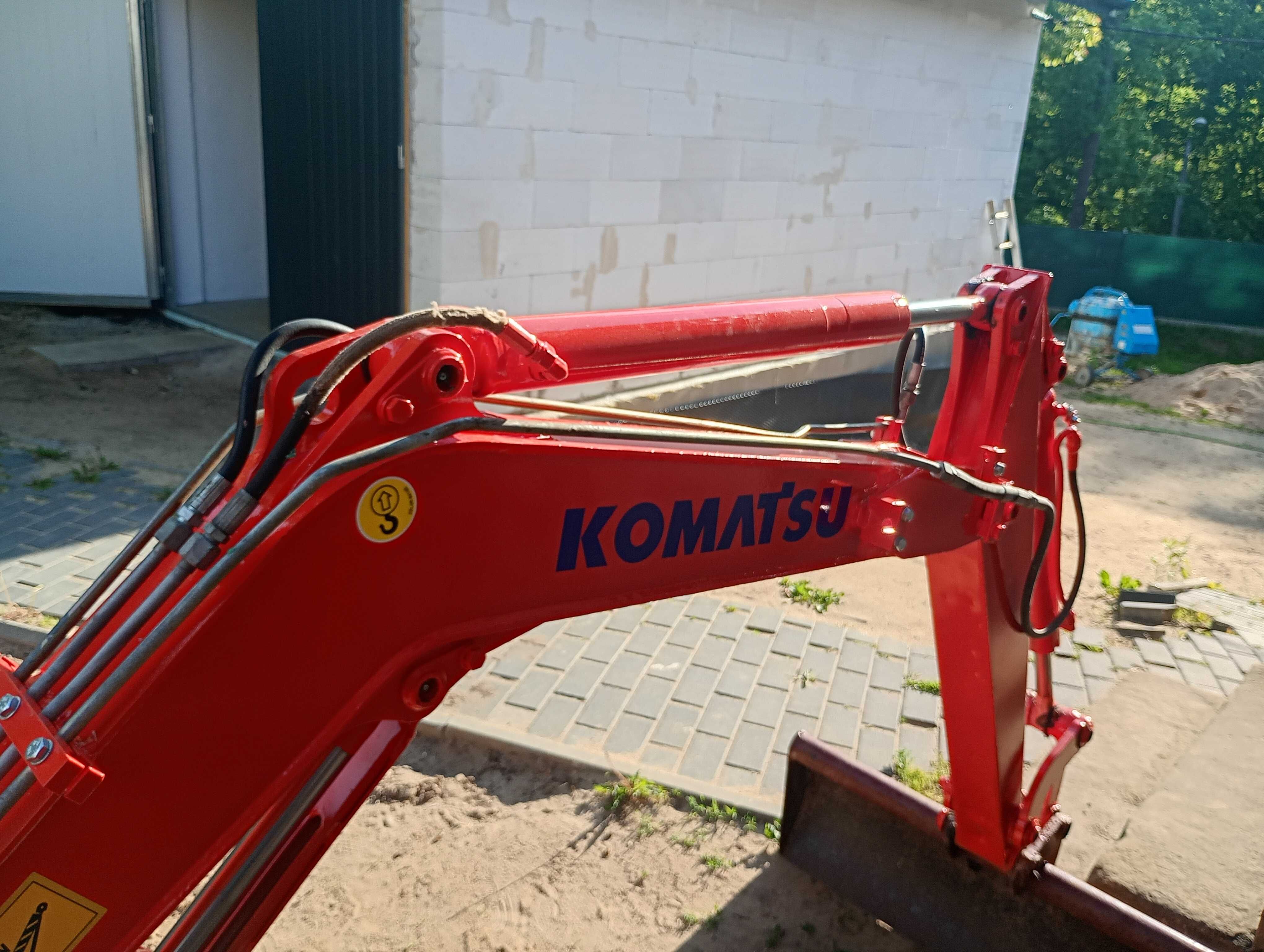 Usługi minikoparką. Instalacje elektryczne i wod-kan.