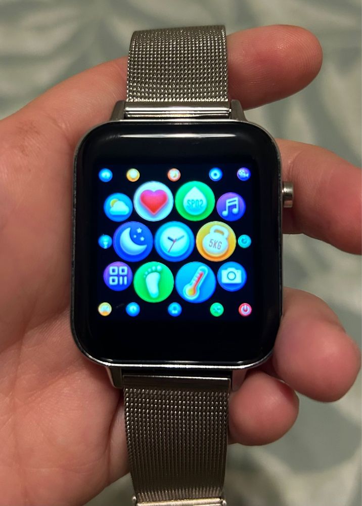 One Smartwatch Squeezer Mulher
