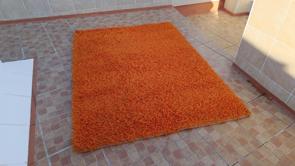 Tapete laranja 195 x 140cm