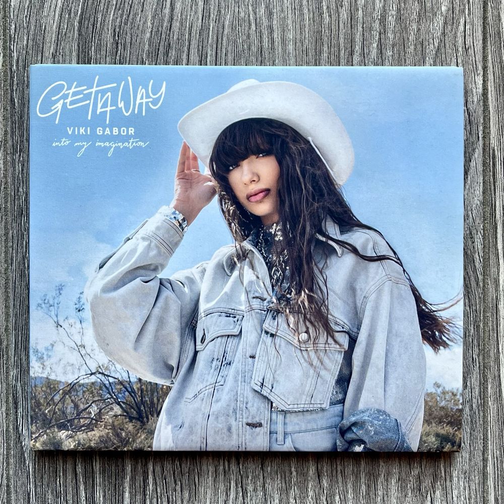 Viki Gabor - Getaway Into My Imagination CD (2020, autograf)