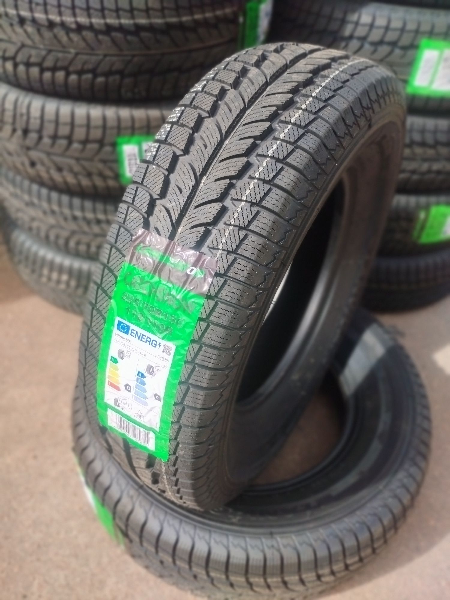 Шини Зимові
225/70 R15C 112/110R Lanvigator CatchSnow